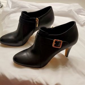 Womens shoes